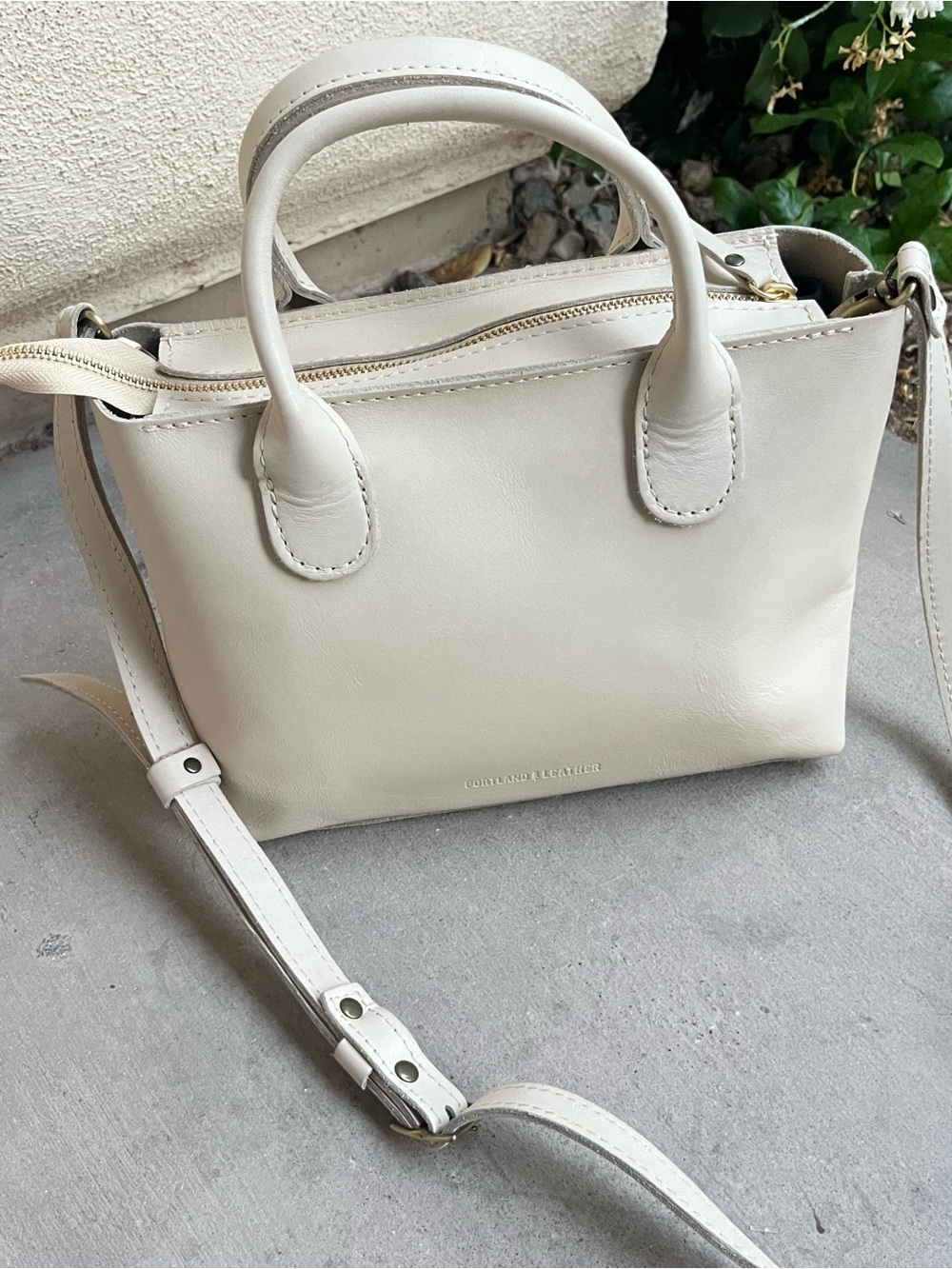 Portland Leather Raindrop In Bone Large